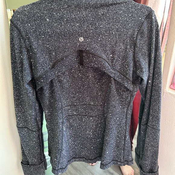 Lululemon Define Jacket - Picture 3 of 5